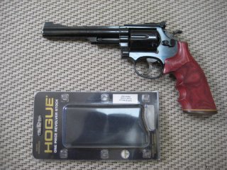 Revolvergriff (neuwertig) für S&W Square Butt Mod. 585, 686, 66, 19, 17