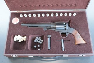 Feinwerkbau Perkussions-Revolver Rogers & Spencer, Kal. .44 - TOP Zustand mit Koffer und Werkzeug