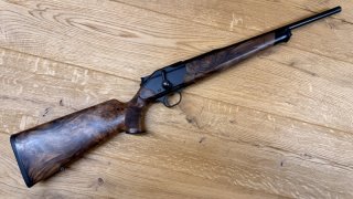 Blaser R8 Holz HK 7 / Stahlkugel graviert Fischhaut / Kal. & LL nach Wahl / Finanzierung möglich!
