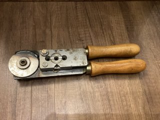 3 - fach GIEßZANGE / Kokille Dia.358 - 260gr RN GC von Klaus Wich mit Griffen