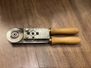 3 - fach GIEßZANGE / Kokille Dia.338 - 230gr RN GC von Klaus Wich mit Griffen