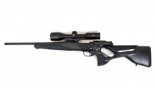 Blaser R8 Ultimate Custom / Carbon/ Leder / DLC / Kal. .6,5 Creedmoor / Leica Fortis 2-12x50i