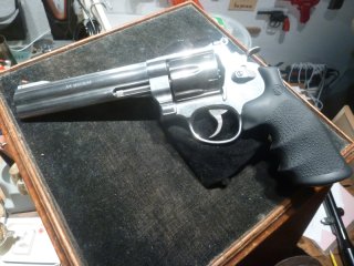 Revolver S&W Deluxe 6 1/2 in 44 Magnum