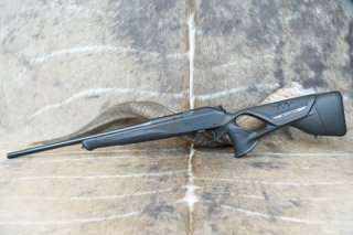 Blaser R8 Ultimate Black Edition Leder/Schwarz Argali-Stick WAFFEN FLÜHR ANSBACH
