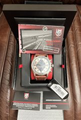 LUMINOX Field Valjoux Autom Chrono 1869