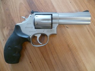 Revolver Smith & Wesson 686-3 Security-Special .357 Magnum