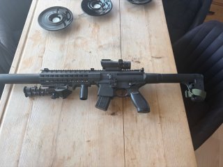 Sig Sauer MC im Kaliber 4,5 mm (.177) mit Co2-System,