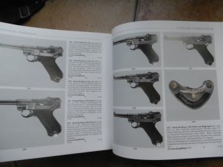 Riesenbuch Waffen Gewehre Pistolen Vorderlader