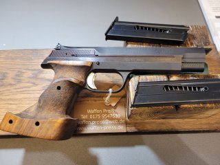 SIG Hämmerli P240 .32 S&W Long W.C. Nill Griff Magazine