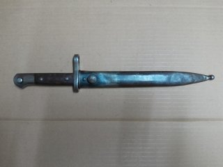 Unbekanntes Bajonett