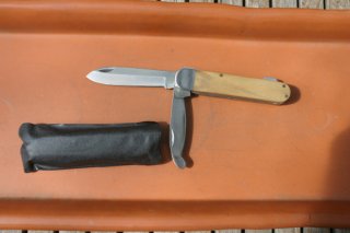 Schlichtes Puma Jagdtaschenmesser mit Aufbruchklinge