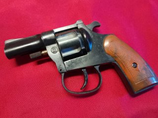 Revolver ME 76 Schreckschussrevolver im Kaliber 6 mm Flobert **PTB 204**