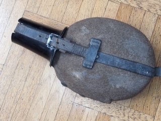 Feldflasche KCL37 orginal mit Bakelitbecher