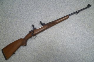 Repetierbüchse Zastava .30-06 Spring.