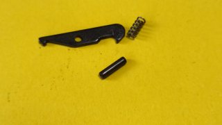 ERMA EGP 55 ,(? EGP 65 ? ) Auszieher mit Feder + Stift , original ERMA Teile