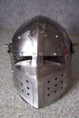 Spätmittelalterliche Beckenhaube 2mm Stahl mit Kettenbrünne Größe 58