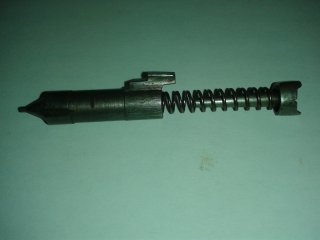 Schlagbolzen kompl. von Luger P08 WK II