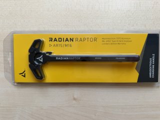 AR-15 RADIAN RAPTOR beidseitig bedienbarer Ladegriff schwarz