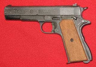 Melcher Bruni Schreckschuss- Pistole, eine Melcher Bruni ME-8 General mit der PTB 437 in 8mm Kn
