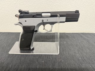 Tanfoglio Sportpistole IPSC "The Ultra" 9mm Luger mit Mikrometervisier