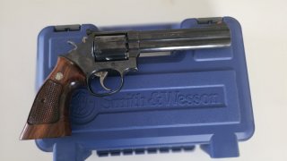 Smith and Wesson 586-1 in Kaliber. 357mag