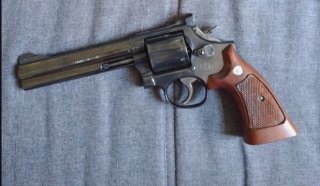 Smith & Wesson .357 Magnum Revolver – Deko-Umbau Büchsenmacher (2007)