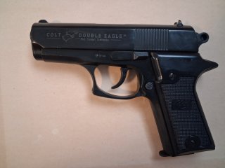 Colt Double Eagle, 9mm P.A.K. Top Zustand, mit Holster.