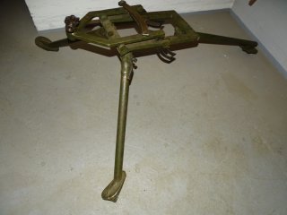MG 37(t) Feldlafette 2. Weltkrieg, klappbar