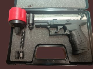 Schreckschuss Walther P22 - 9 mm P.A.K. Inkl Perfecta Multi-Shooter.