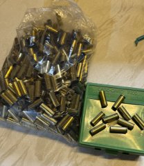 550 Hülsen .45 long Colt + eine 100er MTM Box