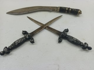 >!< *** 3 Stück *** Dolch / Messer / Orientalisch *** Konvolut *** 3x BLANKWAFFEN *** >!<