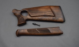 Blaser R93, Jagd-Lochschaft Set, 2-teilig, Nußbaum HK III, bayr. Backe, Neuware