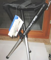 Original Walkstool Dreibein Sitzstuhl aus Schweden Unbenutzt
