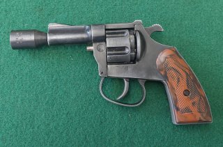 ME Revolver Mod. ME76 Kal. 6 mm Knall PTB 204