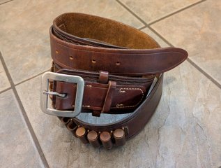 OLD STYLE PATRONENGURT VON EINEM BEKANNTEN LEDERKÜNSTLER