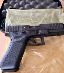 GLOCK 17 Gen 5 SV (Stahlverschluss) | NAGELNEU & UNBESCHOSSEN | SOFORTKAUF inkl. OVERNIGHT-VERSAND!
