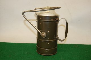 Militärische Feldlampe