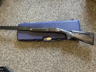 BERETTA 688 PERFORMANCE Black Sporting VITTORIA / DAMEN AS Schaft mit Schaftverstellung 12/76