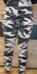 Damenhose – Snow Camouflage – Größe S – NEU – Ideal für Schießstand & Outdoor