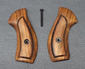 Smith & Wesson J-Rahmen Luxus-Holzgriffschalen , Neuware