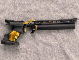 PRESSLUFTPISTOLE WALTHER LP500-E "SONDERDESIGN GOLD" - "MEISTERMANUFAKTUR" - "ELEKTRONISCHER ABZUG"