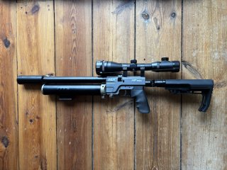 AEA HPMax F-Version (<7,5 Joule) PCP Luftgewehr+4 Magazine+Zielfernrohr+Koffer