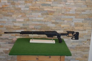 RÖSSLER Repetierbüchse TITAN 6 TAC / 300 WIN MAG. / LL 61 cm schwarz mit Klappschaft
