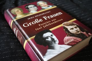 Große Frauen - Porträts aus fünf Jahrhunderten - Irma Hildebrandt