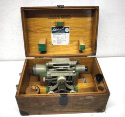 Carl Zeiss Niveliergerät der Organisation Todt von 1937