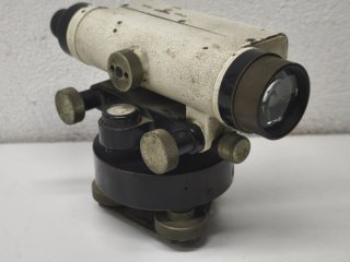 Carl Zeiss Niveliergerät der Organisation Todt von 1939