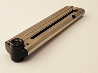 Magazin zu Luger Parabellum P06/29 mit schwarzem Bodenstück