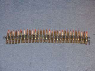 30 Deko Patronen cal. 50 BMG auf Gurt