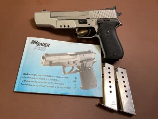 Sport Pistole Sig Sauer Mod.P220S im Kaliber .45ACP 5,5Zoll SNR G305204