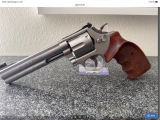 Smith & Wesson 686-4. 38/357Mag Target Champion Top